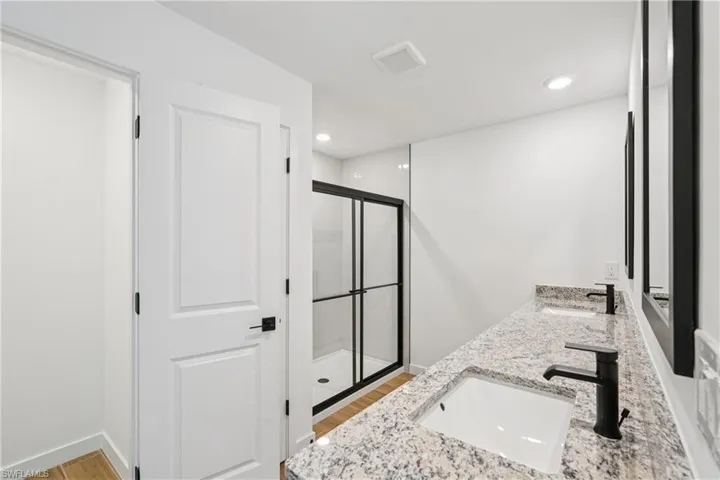 144  Blackstone  DR, Fort Myers, FL 33913