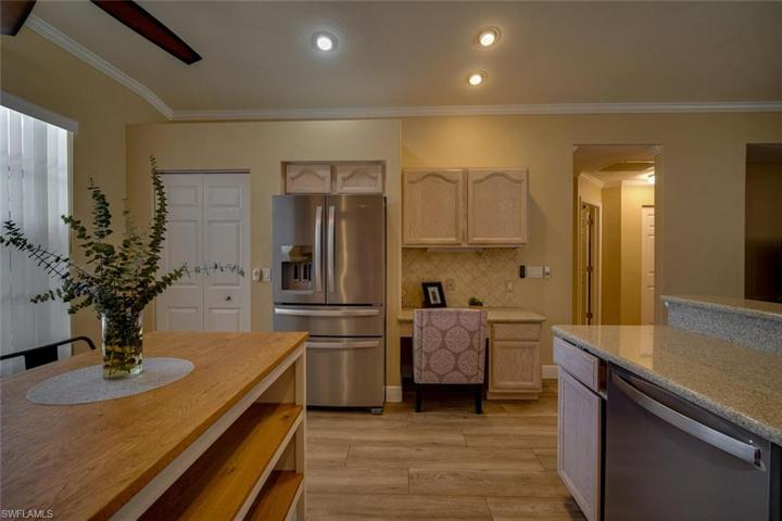 13761  Willow Bridge  DR, North Fort Myers, FL 33903