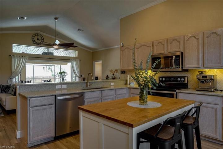 13761  Willow Bridge  DR, North Fort Myers, FL 33903