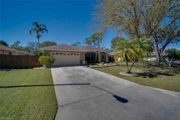 13761  Willow Bridge  DR, North Fort Myers, FL 33903
