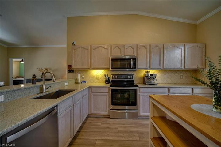 13761  Willow Bridge  DR, North Fort Myers, FL 33903