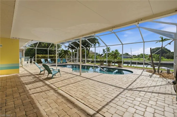 4933 Triton Ct W, Cape Coral, Florida 33904