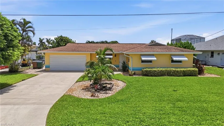 4933 Triton Ct W, Cape Coral, Florida 33904