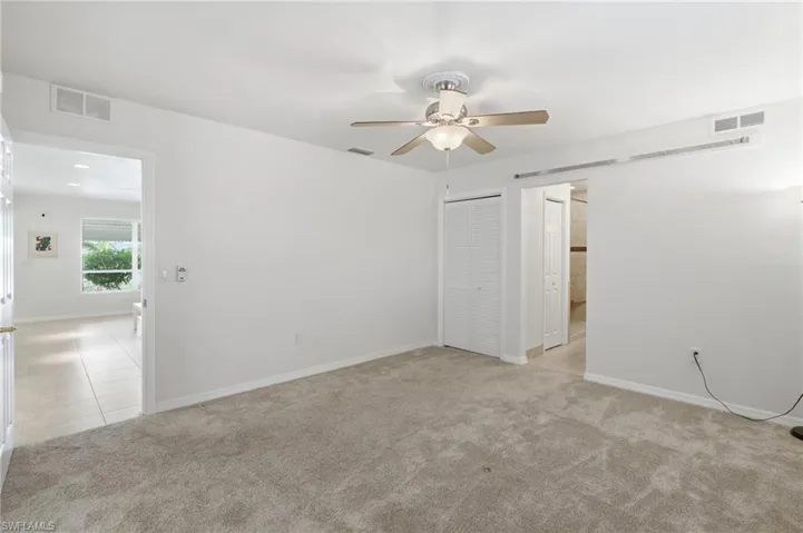 4933 Triton Ct W, Cape Coral, Florida 33904