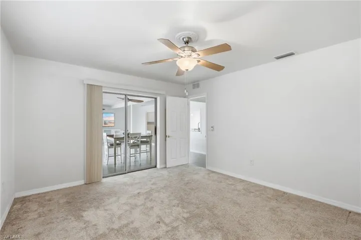 4933 Triton Ct W, Cape Coral, Florida 33904
