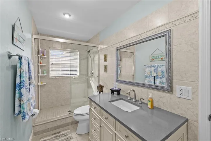 Guest bathroom #2