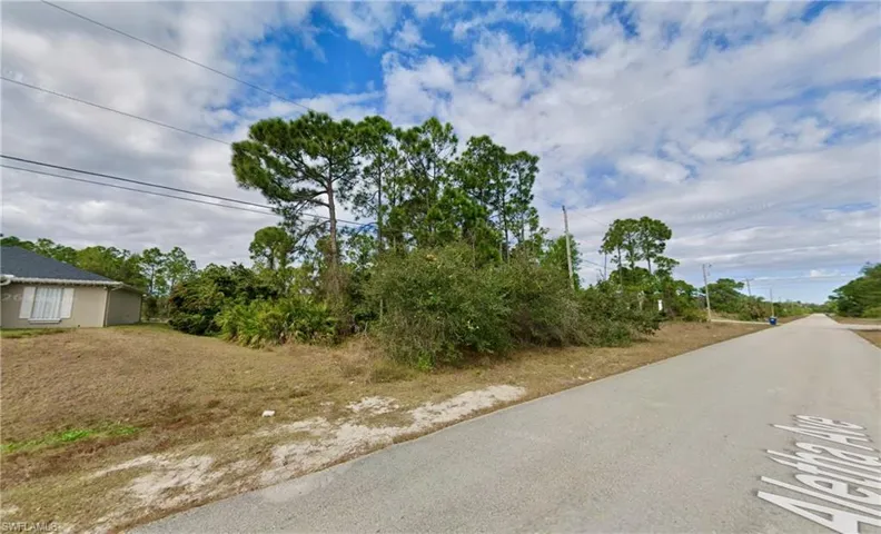 762 Aletha Ave S, Lehigh Acres, Florida 33974