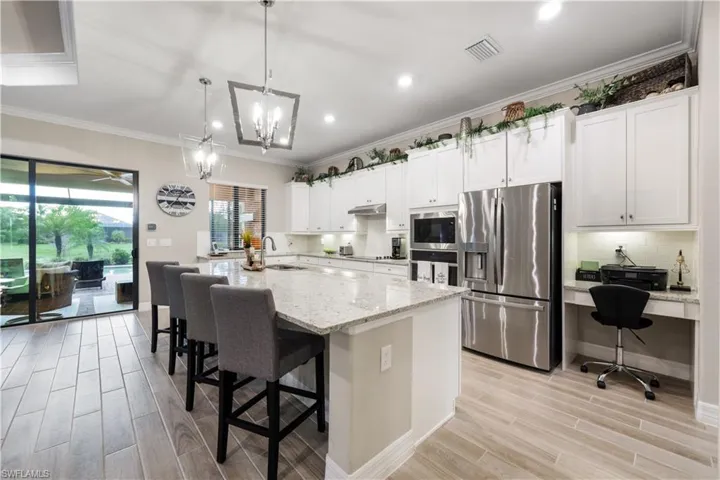 28152  Foxrock  CT, Bonita Springs, FL 34135