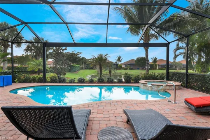 28152  Foxrock  CT, Bonita Springs, FL 34135
