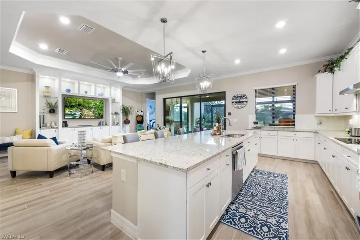 28152  Foxrock  CT, Bonita Springs, FL 34135
