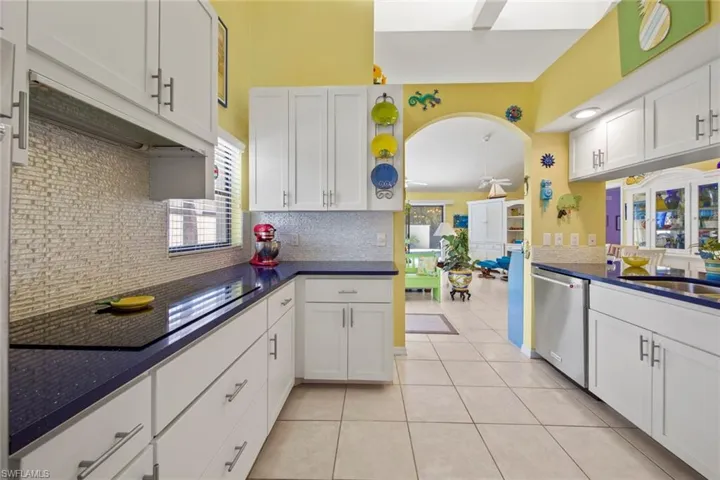 5470  Harbour Castle  DR, Fort Myers, FL 33907