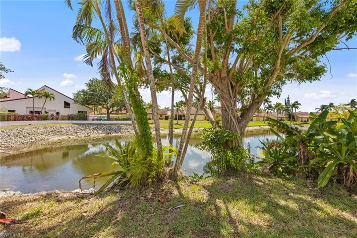 5470  Harbour Castle  DR, Fort Myers, FL 33907