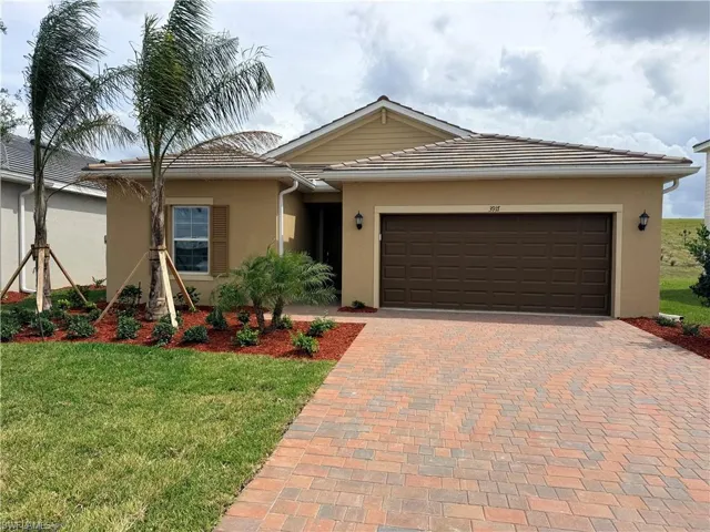 3917  Passion Vine  DR, Alva, FL 33920