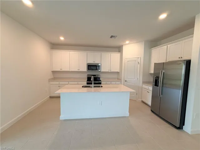 3917  Passion Vine  DR, Alva, FL 33920