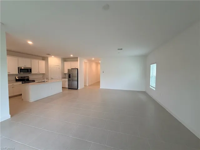 3917  Passion Vine  DR, Alva, FL 33920