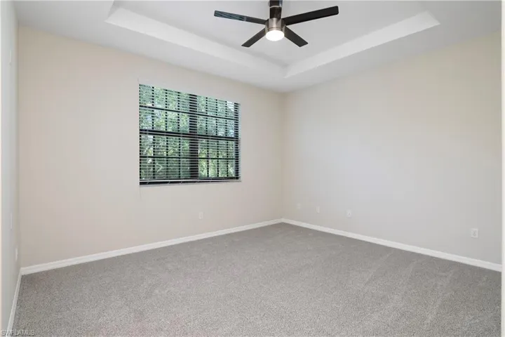 15186 Summit Place Cir, Naples, Florida 34119
