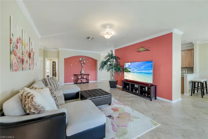 3153 Aviamar Cir # 201, Naples Fl 34114