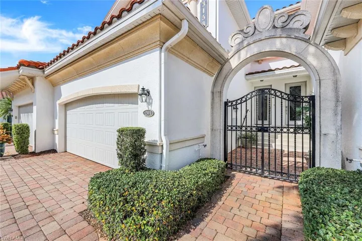 3153 Aviamar Cir # 201, Naples Fl 34114
