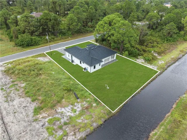 443 Western Ave S, Lehigh Acres, Florida 33974