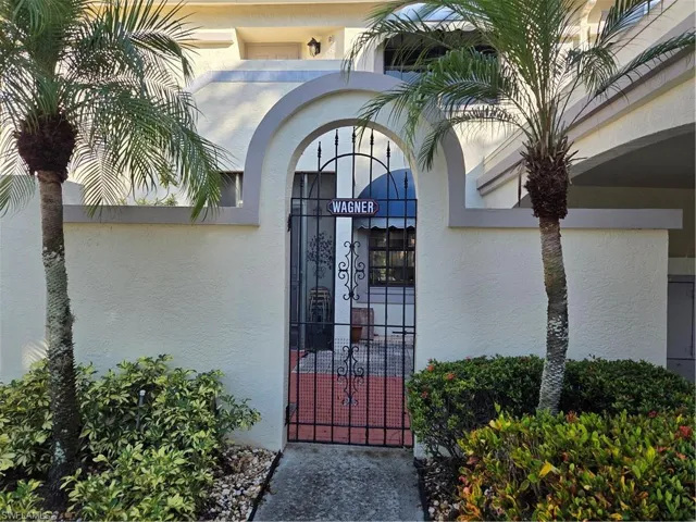 Enjoy UPSCALE living in a family-friendly, pet-friendly neighborhood.