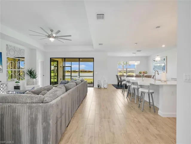 18278  Ridgeline  DR, Estero, FL 33928