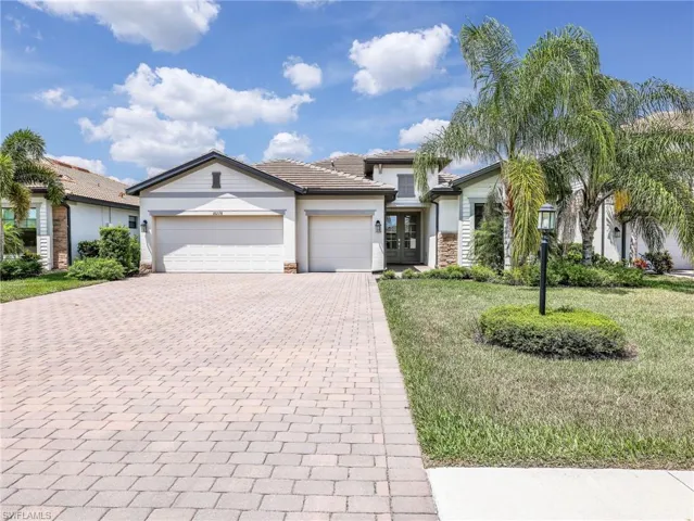 18278  Ridgeline  DR, Estero, FL 33928
