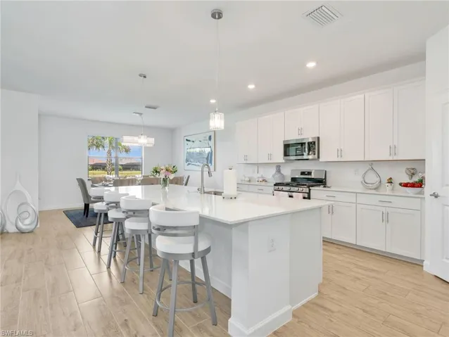 18278  Ridgeline  DR, Estero, FL 33928