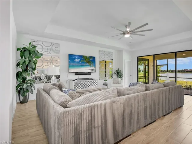 18278  Ridgeline  DR, Estero, FL 33928
