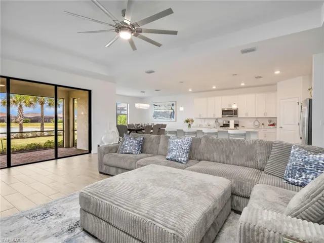 18278  Ridgeline  DR, Estero, FL 33928