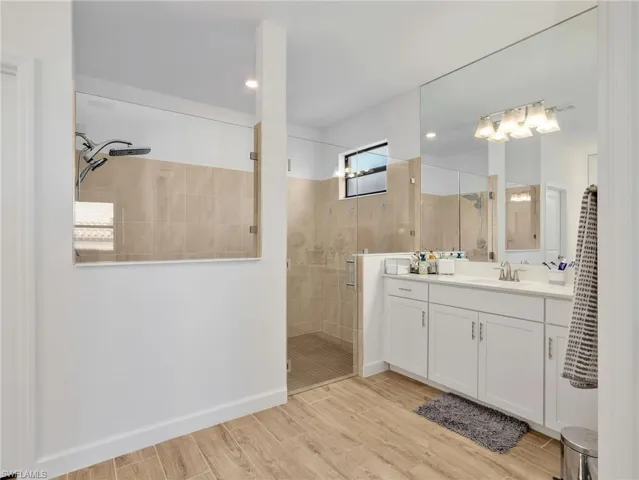 18278  Ridgeline  DR, Estero, FL 33928