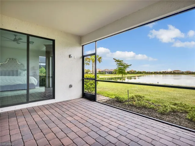 18278  Ridgeline  DR, Estero, FL 33928