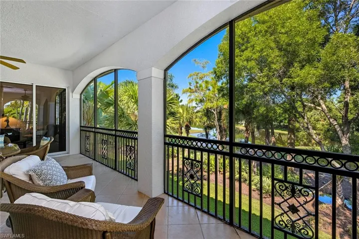 9110  Cascada  WAY, Naples, FL 34114