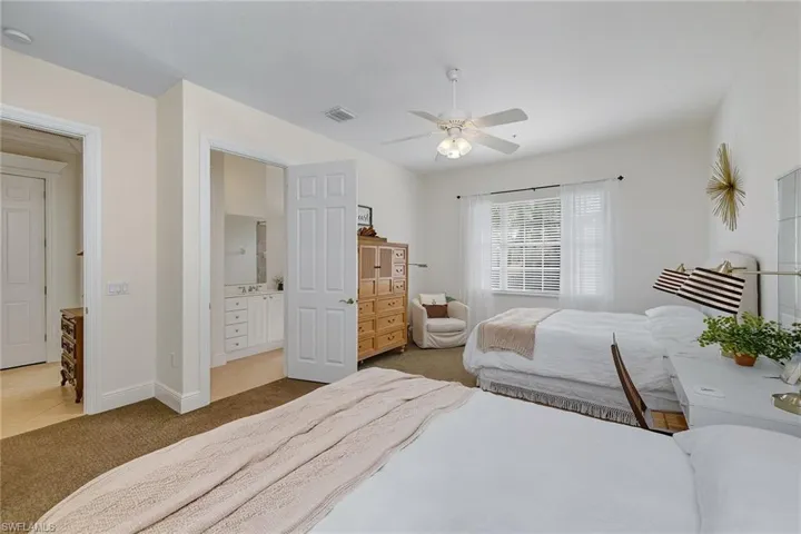 9110  Cascada  WAY, Naples, FL 34114