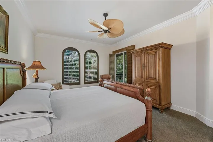 9110  Cascada  WAY, Naples, FL 34114