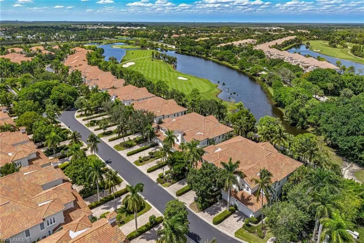 9110  Cascada  WAY, Naples, FL 34114