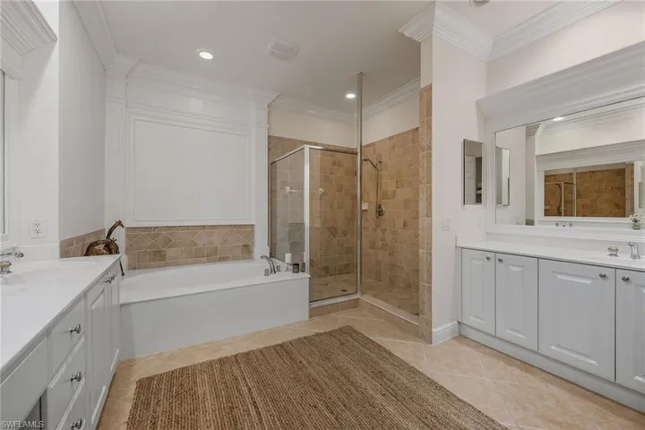 9110  Cascada  WAY, Naples, FL 34114