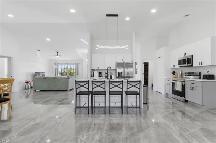 619 Sw 26th Ter, Cape Coral, Florida 33914