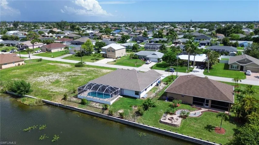 619 Sw 26th Ter, Cape Coral, Florida 33914