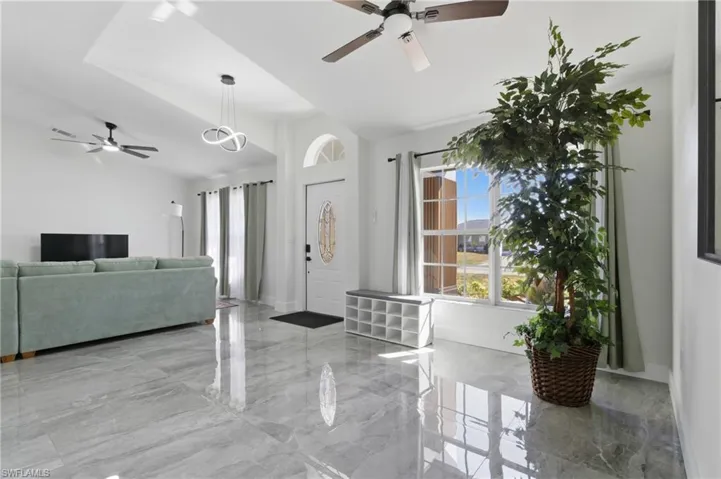 619 Sw 26th Ter, Cape Coral, Florida 33914