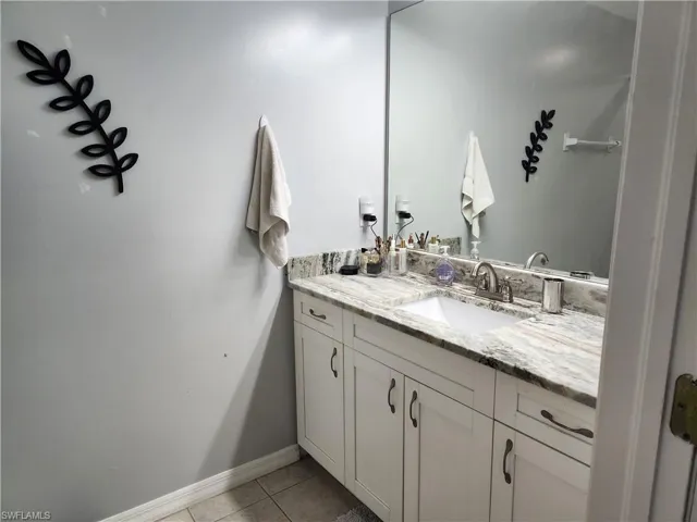 4293 Bellasol Cir 2513, Fort Myers, Florida 33916