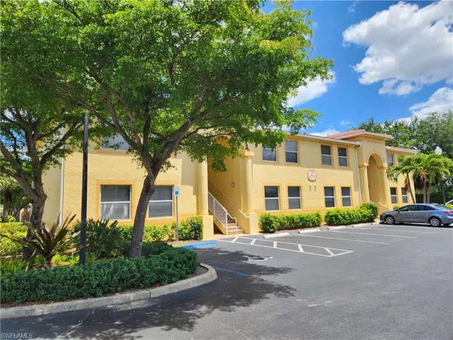 4293 Bellasol Cir 2513, Fort Myers, Florida 33916