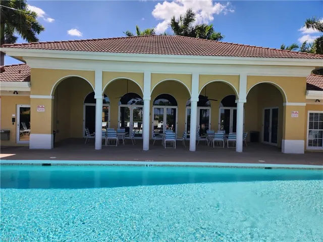 4293 Bellasol Cir 2513, Fort Myers, Florida 33916