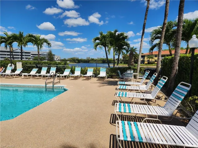 4293 Bellasol Cir 2513, Fort Myers, Florida 33916