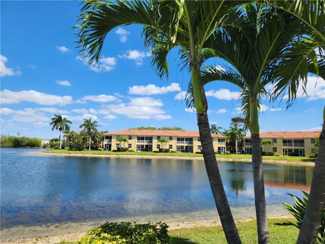 4293 Bellasol Cir 2513, Fort Myers, Florida 33916