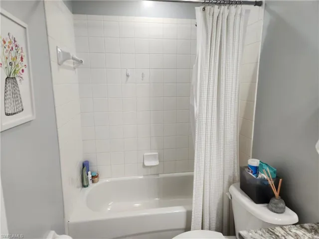 4293 Bellasol Cir 2513, Fort Myers, Florida 33916