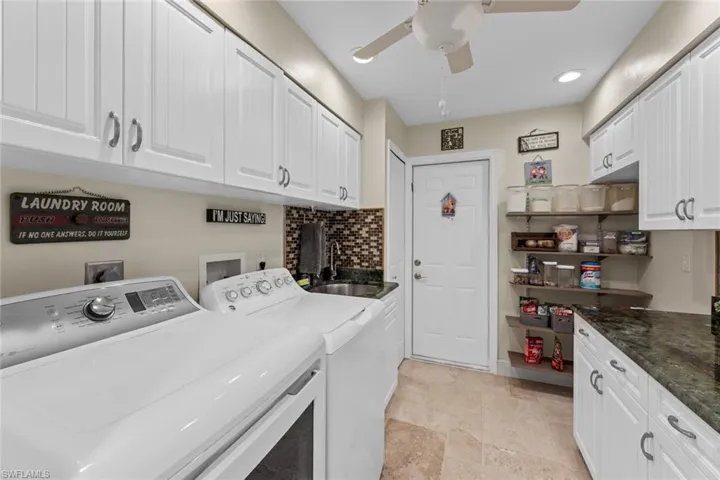 4265  GLASGOW  CT, North Fort Myers, FL 33903