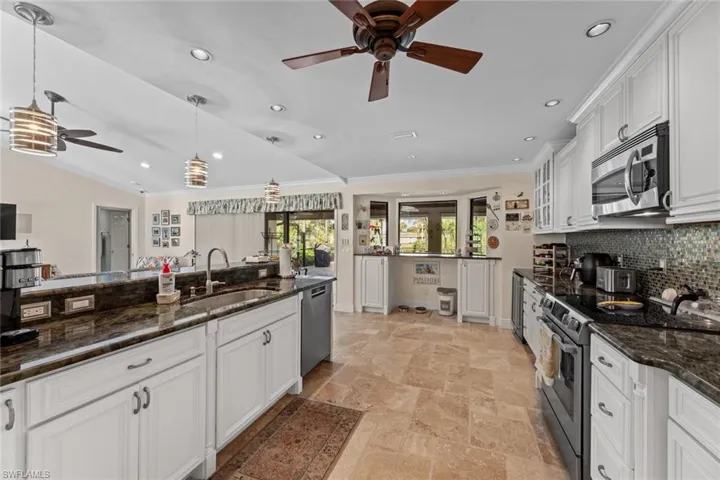4265  GLASGOW  CT, North Fort Myers, FL 33903
