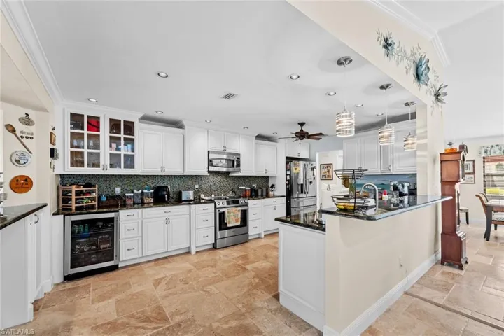 4265  GLASGOW  CT, North Fort Myers, FL 33903
