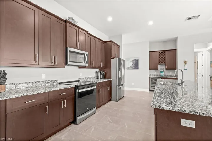 Spacious Kitchen