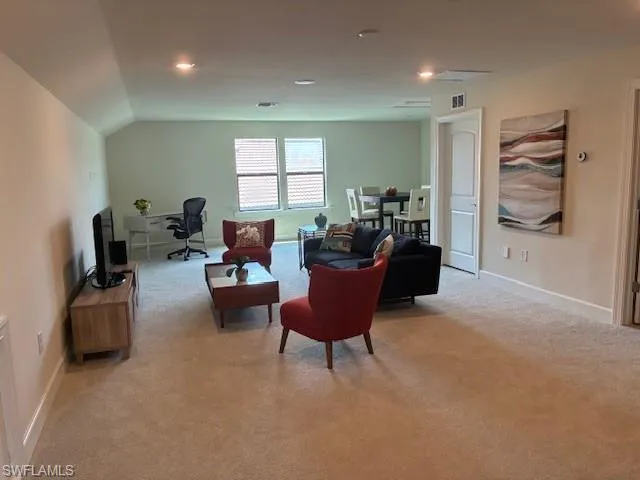 carpet, and recessed lighting